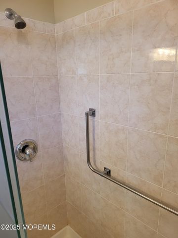 22 Madras Court, Toms River, NJ 08757