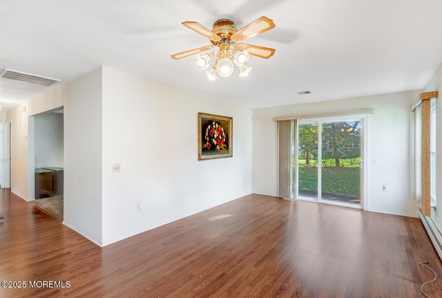 22 Madras Court, Toms River, NJ 08757