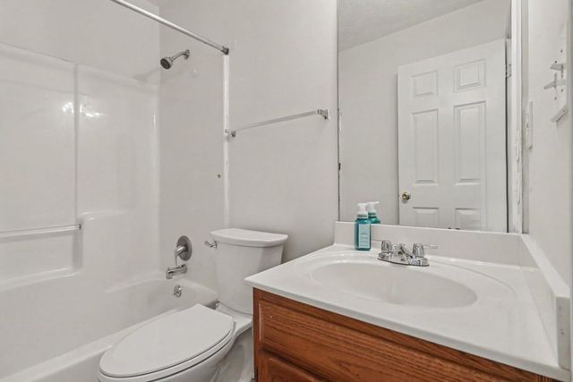7804 Bar Harbor Drive, Riverdale, GA 30296