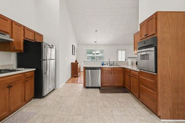 7804 Bar Harbor Drive, Riverdale, GA 30296