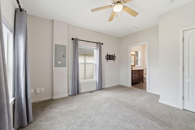 812 W Pershing Street, Springfield, MO 65806