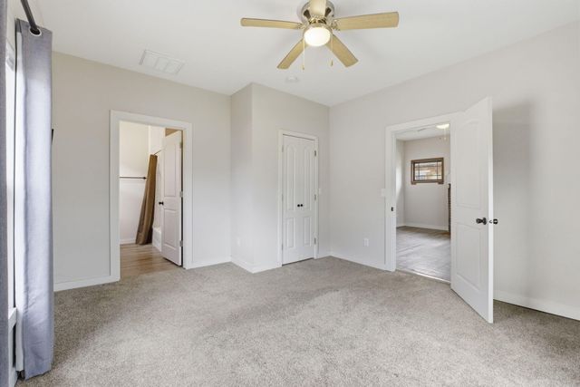 812 W Pershing Street, Springfield, MO 65806