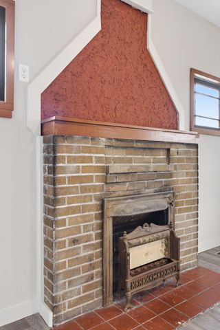 812 W Pershing Street, Springfield, MO 65806