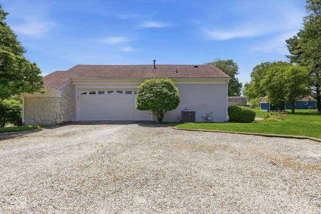 2785 N Fleming Circle, Shelbyville, IN 46176