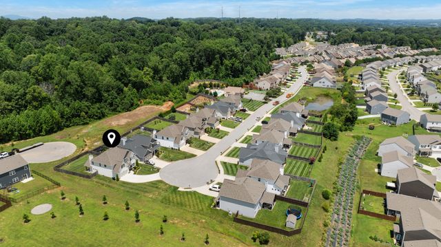 12185 Woodhollow Ln, Knoxville, TN 37932