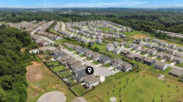 12185 Woodhollow Ln, Knoxville, TN 37932