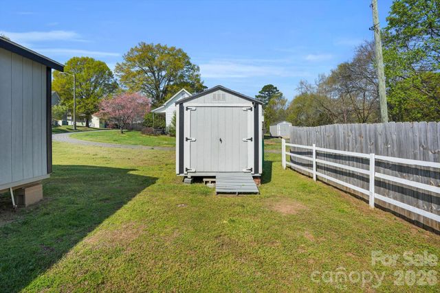 43 Mandalay Place SW, Concord, NC 28027