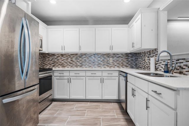 1206 Richland Oaks Drive, Richardson, TX 75081