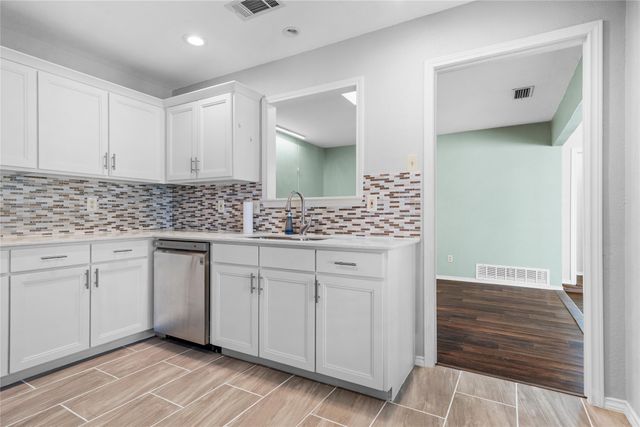 1206 Richland Oaks Drive, Richardson, TX 75081