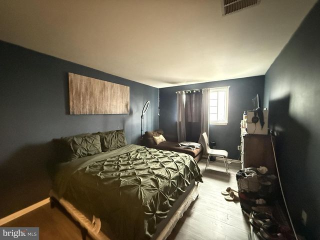 1152 DORSET DR, Bushkill, PA 18324