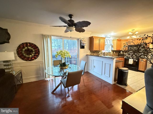 1152 DORSET DR, Bushkill, PA 18324