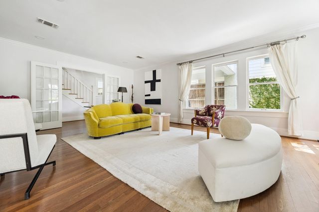 1656 Norfolk Street, Houston, TX 77006