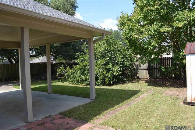 18574 Lake Iris Ave, Baton Rouge, LA 70817
