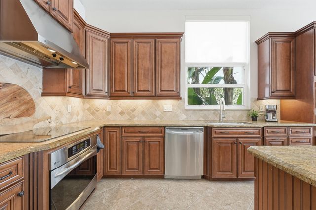 11195 Marina Bay Road, Wellington, FL 33449
