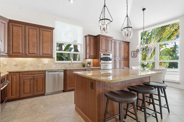 11195 Marina Bay Road, Wellington, FL 33449