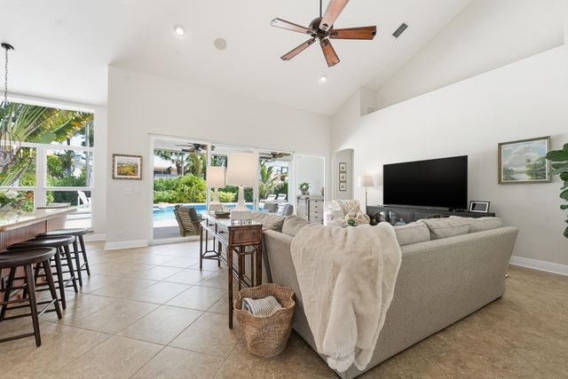 11195 Marina Bay Road, Wellington, FL 33449