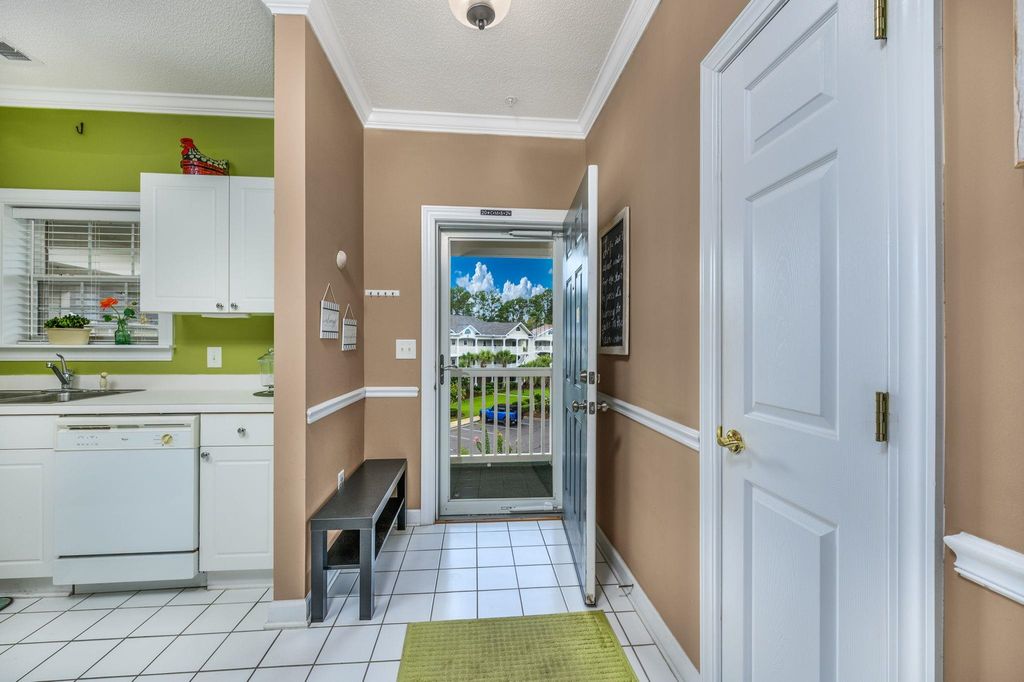 5825 Catalina Dr Unit 134, North Myrtle Beach, SC 29582 — photo 2