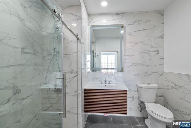 35 Jefferson Avenue 407, Westwood, NJ 07675