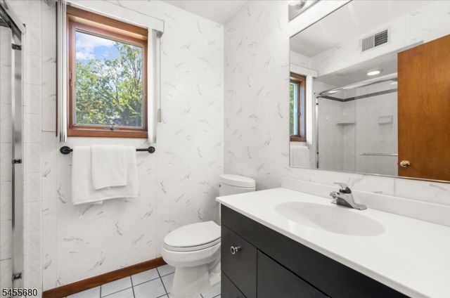 11 White Bridge Rd, Franklin Twp., NJ 08867