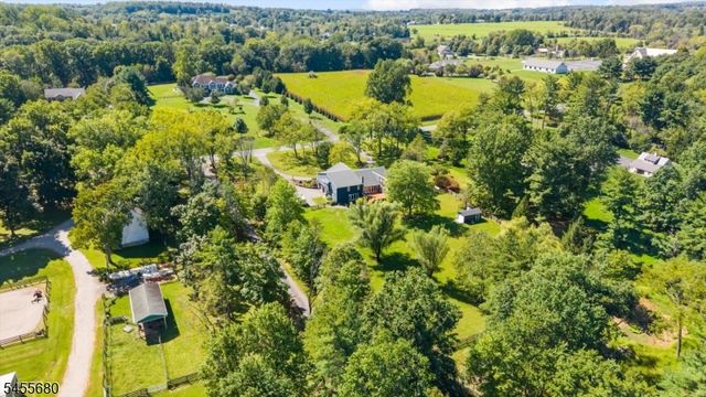 11 White Bridge Rd, Franklin Twp., NJ 08867