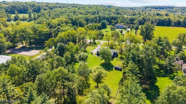 11 White Bridge Rd, Franklin Twp., NJ 08867