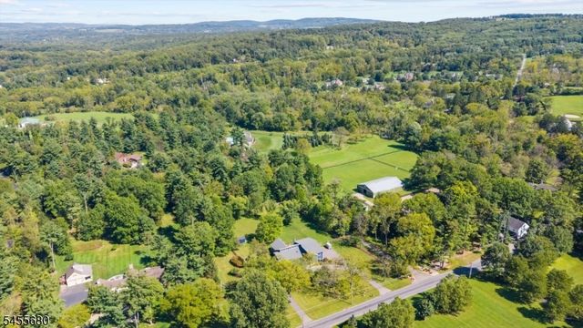 11 White Bridge Rd, Franklin Twp., NJ 08867