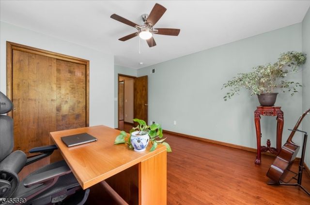 11 White Bridge Rd, Franklin Twp., NJ 08867