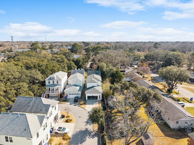 1029 Avenue Of Oaks, Charleston, SC 29407