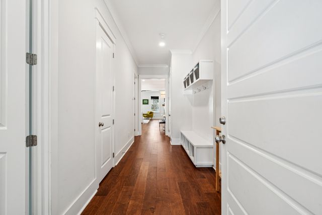 1029 Avenue Of Oaks, Charleston, SC 29407