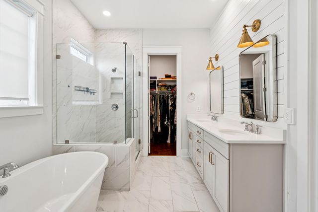 1029 Avenue Of Oaks, Charleston, SC 29407