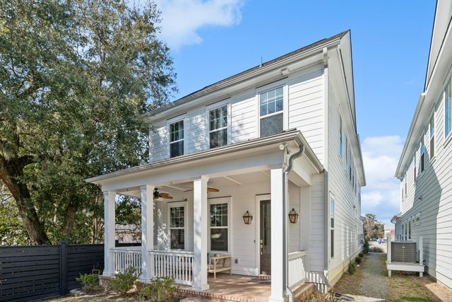 1029 Avenue Of Oaks, Charleston, SC 29407