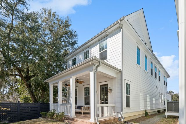 1029 Avenue Of Oaks, Charleston, SC 29407