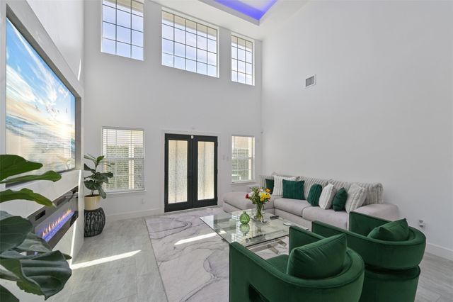 2007 Que Manor Drive, Houston, TX 77090
