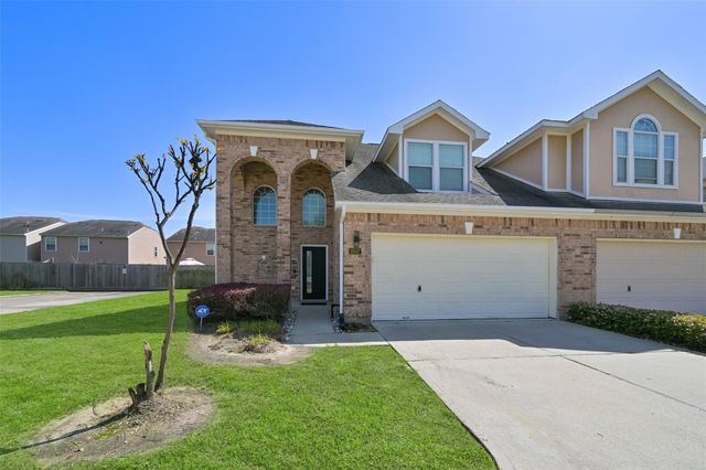 2007 Que Manor Drive, Houston, TX 77090