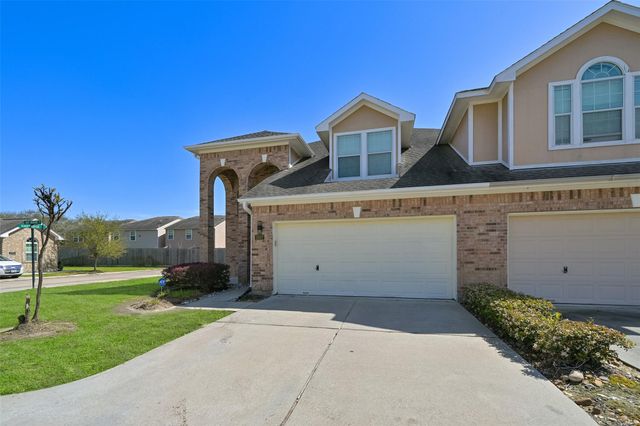 2007 Que Manor Drive, Houston, TX 77090