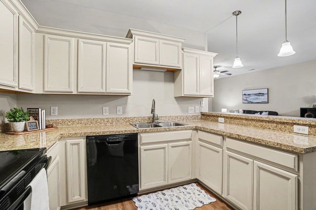 189 Ella Kinley Cir Unit 102, Myrtle Beach, SC 29588