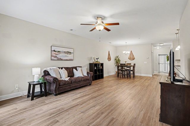 189 Ella Kinley Cir Unit 102, Myrtle Beach, SC 29588