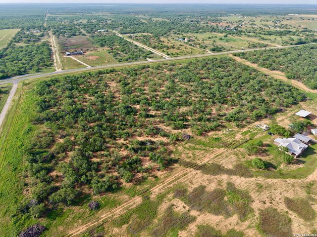 TBD 337 N COUNTY ROAD, Charlotte, TX 78011