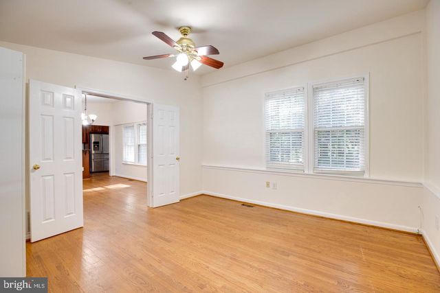 2505 LEEDS RD, Oakton, VA 22124