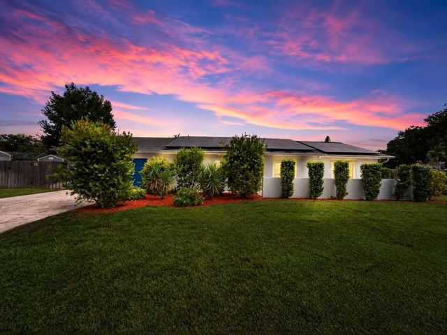 1120 LAKEMONT DRIVE, Valrico, FL 33594