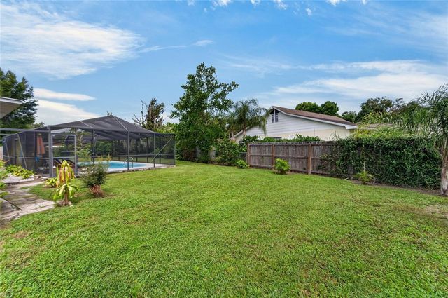 1120 LAKEMONT DRIVE, Valrico, FL 33594