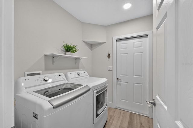 1120 LAKEMONT DRIVE, Valrico, FL 33594