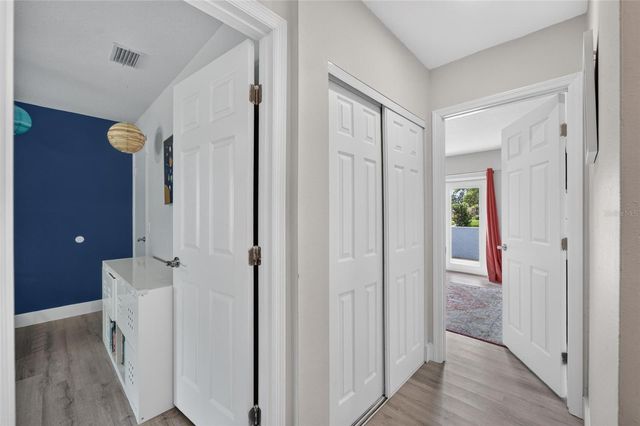 1120 LAKEMONT DRIVE, Valrico, FL 33594