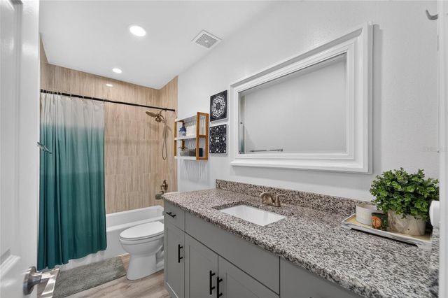 1120 LAKEMONT DRIVE, Valrico, FL 33594