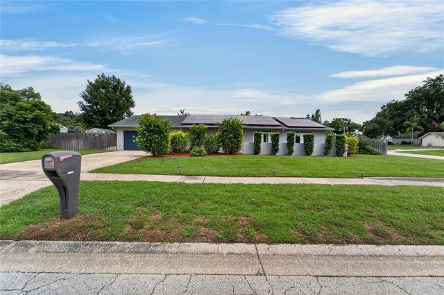1120 LAKEMONT DRIVE, Valrico, FL 33594