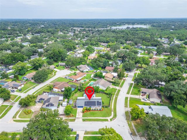 1120 LAKEMONT DRIVE, Valrico, FL 33594