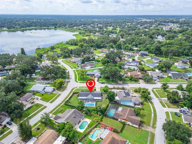 1120 LAKEMONT DRIVE, Valrico, FL 33594