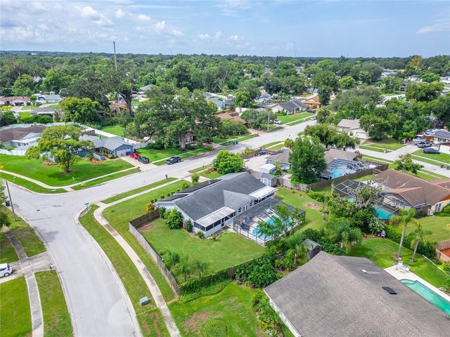 1120 LAKEMONT DRIVE, Valrico, FL 33594