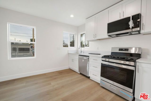 529 W 90th Street, Los Angeles, CA 90044