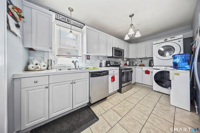 167 Fern Street, Waterbury, CT 06704